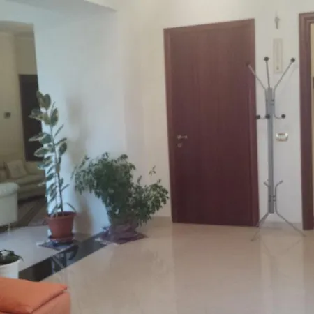 Cleofe Apartment *